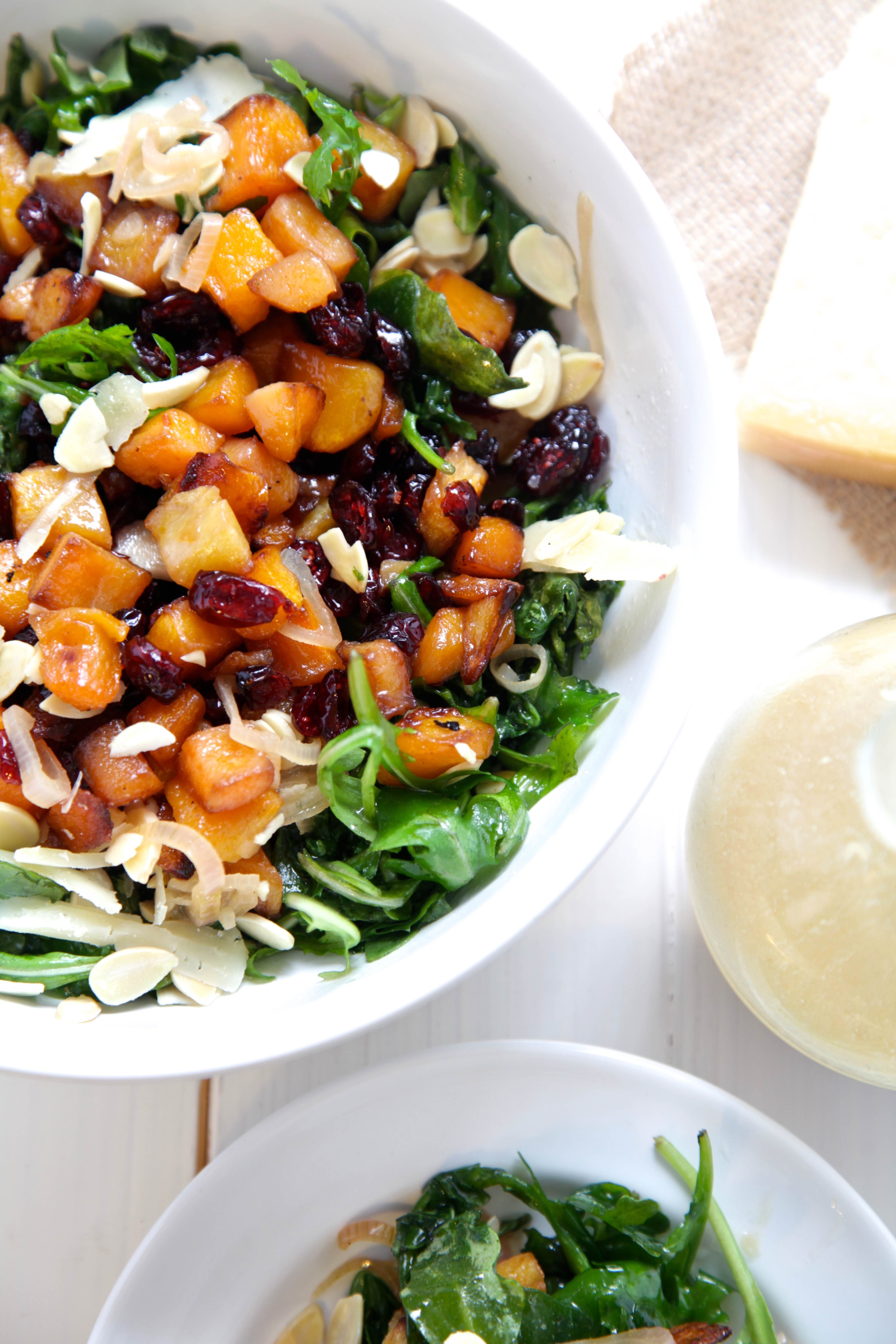 Ensalada de Arugula con calabaza al horno y vinagreta caliente - Yummy bite